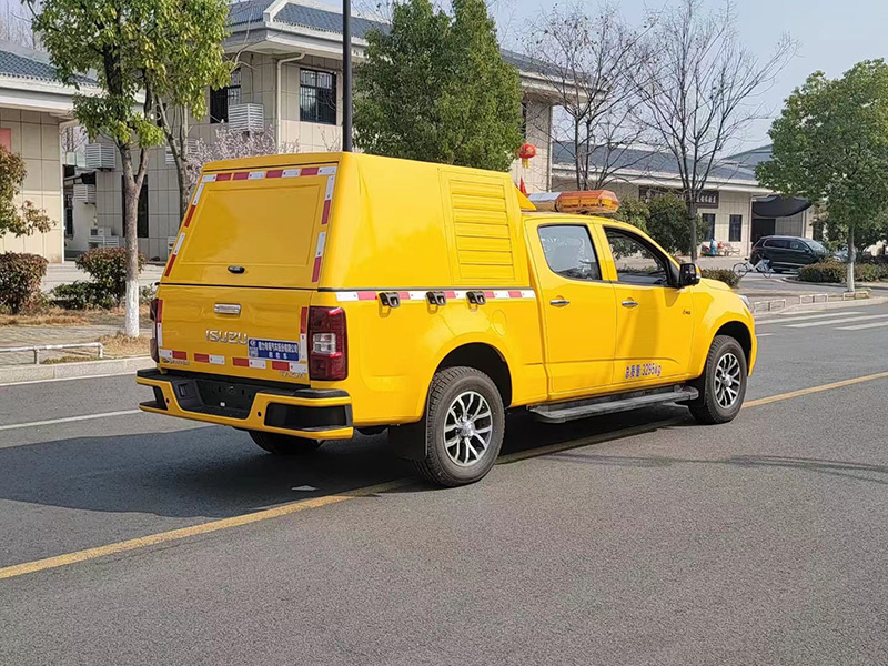 CLW5030XXHQ6型救險(xiǎn)車